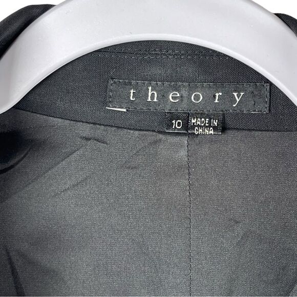 Theory Black Virgin Wool Blend Single Breasted Blazer Women’s Size 10 - Picture 4 of 8